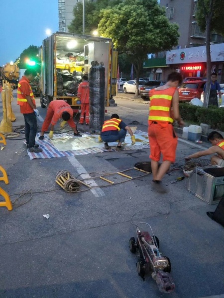 宝鸡本地疏通市政管道 家庭疏通马桶师傅电话