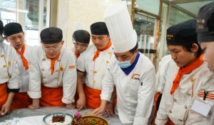 天津学厨师的正规学校有哪些呢？